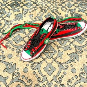 DENIM TEARS X CONVERSE CHUCK 70 Lo - Black/Fiery Red